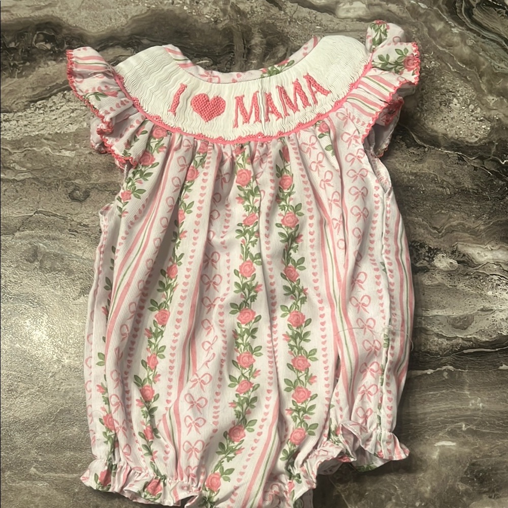 Pink Floral 'I Love Mama' Baby Romper